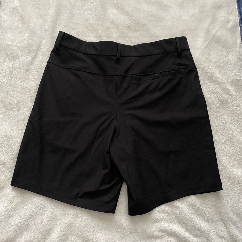 Old Navy tech Classic Black Men's Shorts size 32